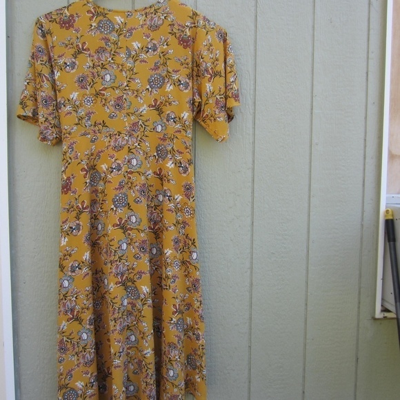 Studio B Dress by Bobeau Angel‎ Sleeve Wrap Womens 2X Yellow  Floral Hi-Lo Hem - Picture 4 of 14
